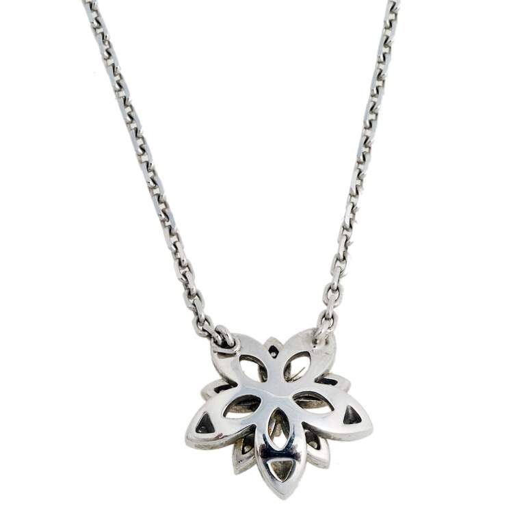 Pre Owned Van Cleef & Arpels Lotus Diamond 18k White Gold Openwork Mini Model Pendant Necklace 