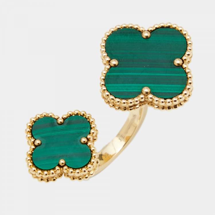 Pre Owned Van Cleef & Arpels Magic Alhambra Between the Fingers Malachite 18k Yellow Gold Ring Size 52