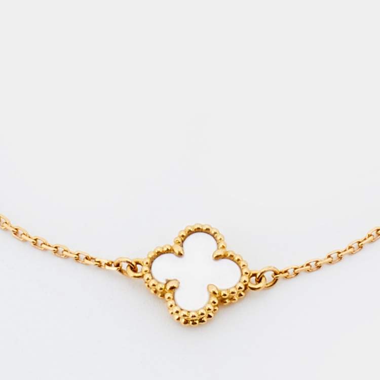 Sweet Alhambra bracelet 18K yellow gold, Mother-of-pearl- Van Cleef & Arpels