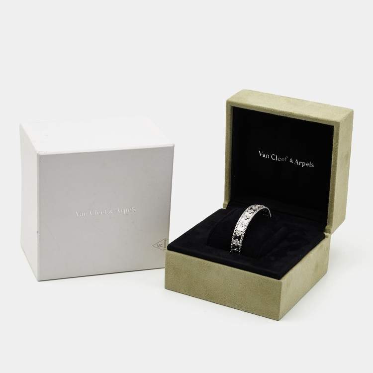 Pre Owned Van Cleef & Arpels Perlée Clover Diamonds 18k White Gold Bracelet L