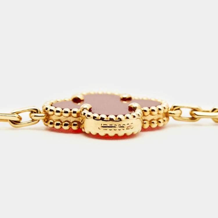 Pre Owned Van Cleef & Arpels Vintage Alhambra Carnelian 18k Yellow Gold Bracelet