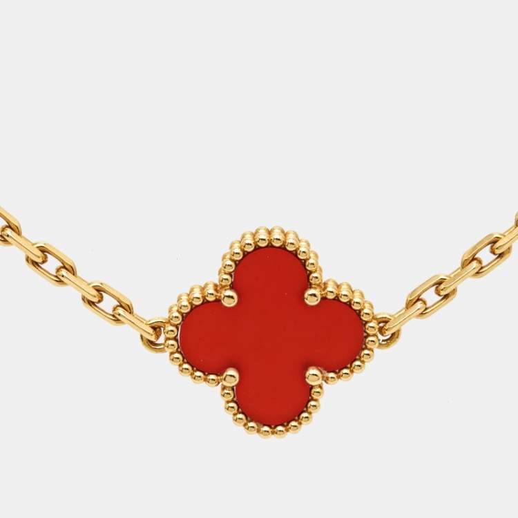 Pre Owned Van Cleef & Arpels Vintage Alhambra Carnelian 18k Yellow Gold Bracelet