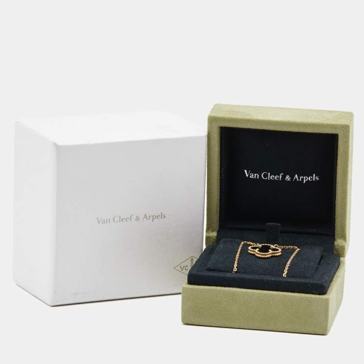 Pre Owned Van Cleef & Arpels Vintage Alhambra Onyx 18k Yellow Gold Necklace