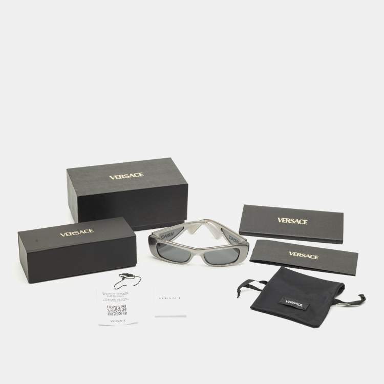 Pre Owned نظارة شمسية فيرساتشي MOD 4481 إطار رمادي/أسود