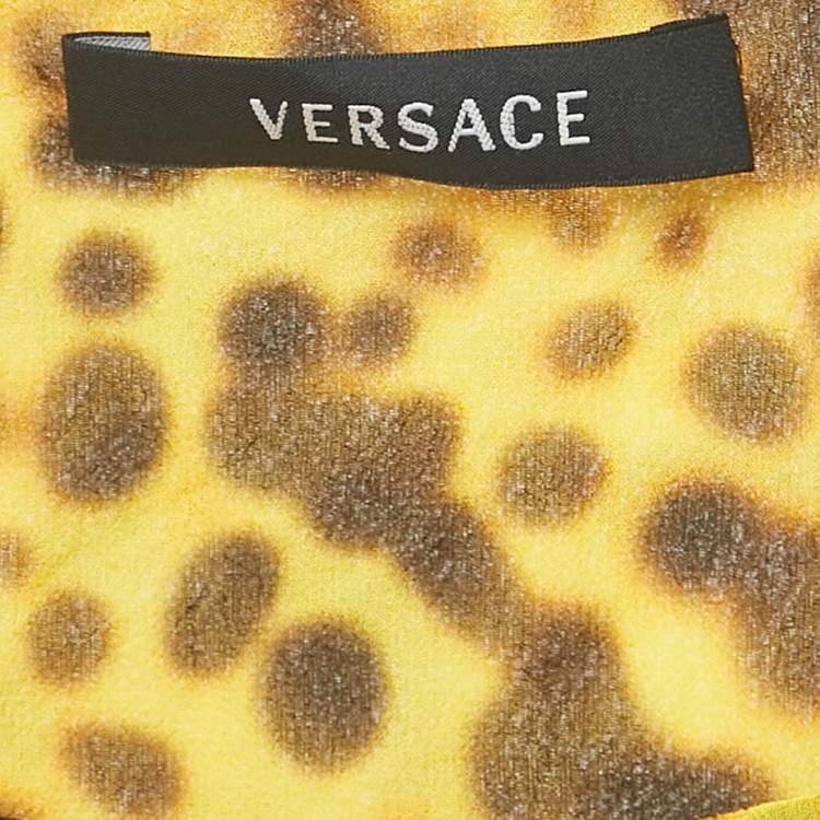 مملوكة مسبقًا Versace Yellow Leopard Print Silk Pleated Top M