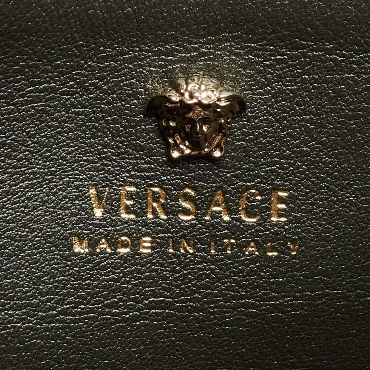 مملوكة مسبقًا Versace Tricolor Leather Palazzo Empire Tote