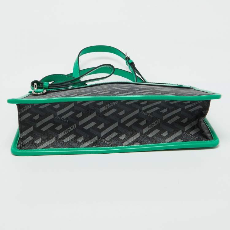 مملوكة مسبقًا Versace Multicolor Signature Textured Canvas and Leather La Greca Shoulder Bag