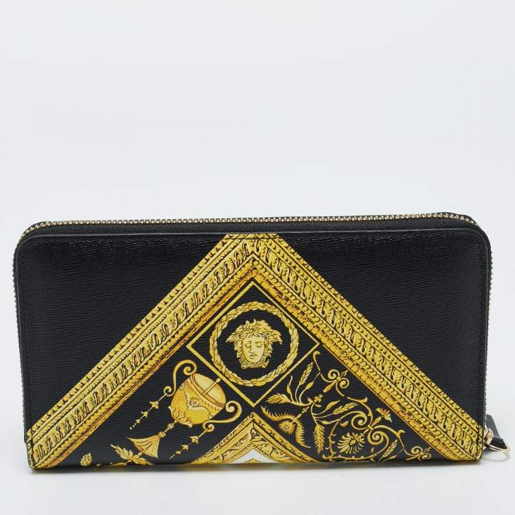 Pre Owned Versace Black Baroque Print Leather La Medusa Zip Around Wallet