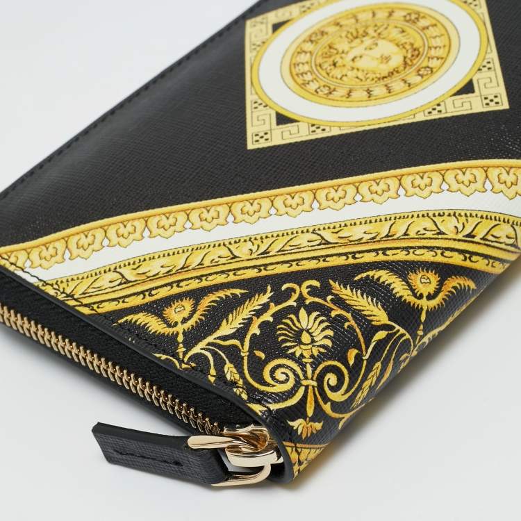 Pre Owned Versace Black Baroque Print Leather La Medusa Zip Around Wallet