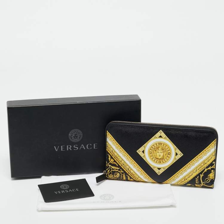Pre Owned Versace Black Baroque Print Leather La Medusa Zip Around Wallet