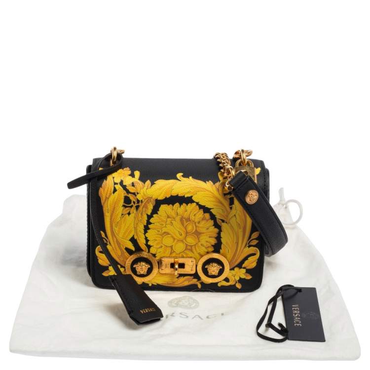 مملوكة مسبقًا Versace Black/Yellow Baroque Print Leather Icon Shoulder Bag