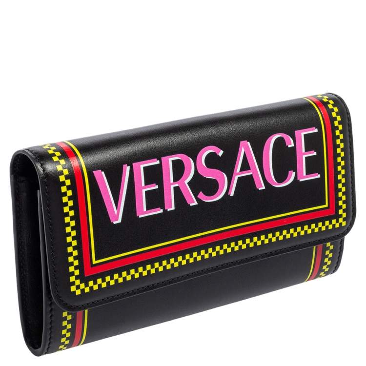 Pre Owned Versace Black Leather Vintage Logo Flap Continental Wallet