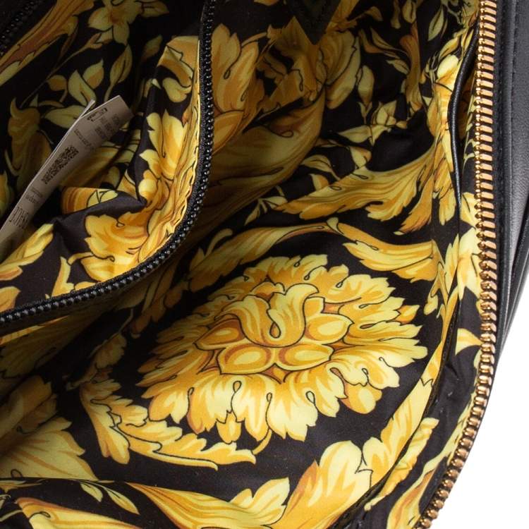 Pre Owned Versace Black Leather La Medusa Belt Bag