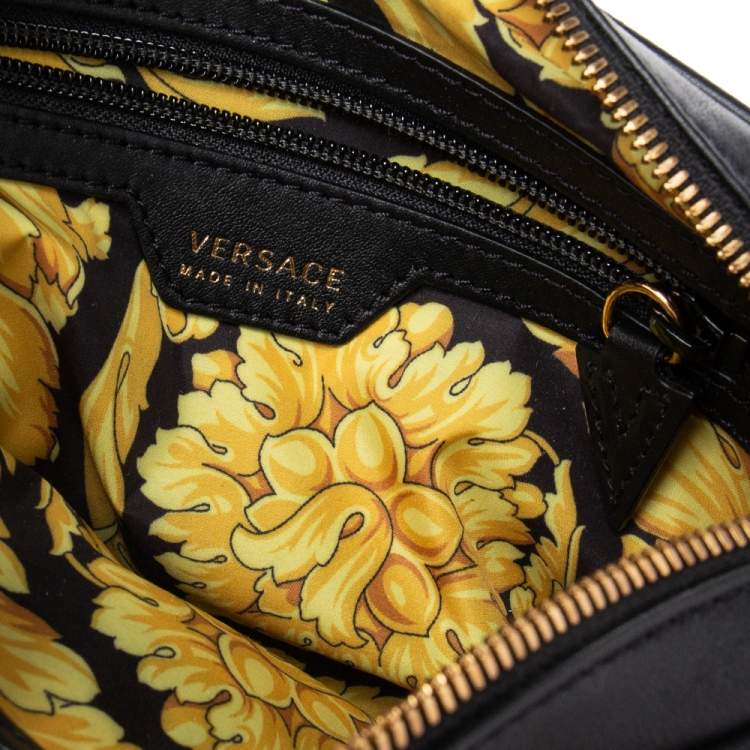 Pre Owned Versace Black Leather La Medusa Belt Bag