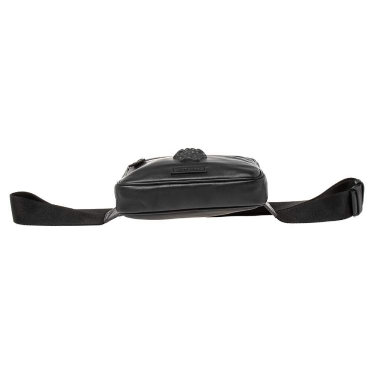 Pre Owned Versace Black Leather La Medusa Belt Bag
