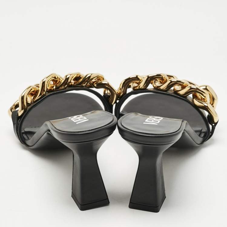 Pre Owned Versace Black Leather Medusa Chain Slide Sandals Size 36