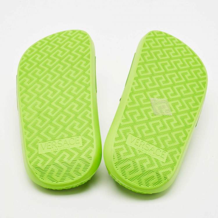 Pre Owned Versace Green/White Leather Pool Slide Size 38