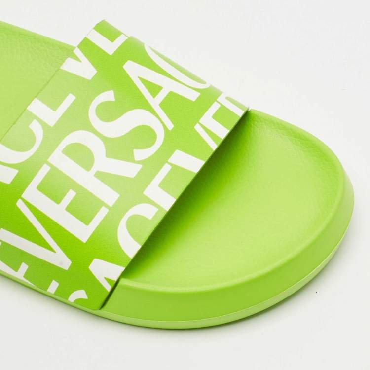 Pre Owned Versace Green/White Leather Pool Slide Size 38
