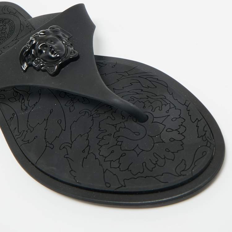 Pre Owned Versace Black Rubber Medusa Thong Flat Slide Size 38.5
