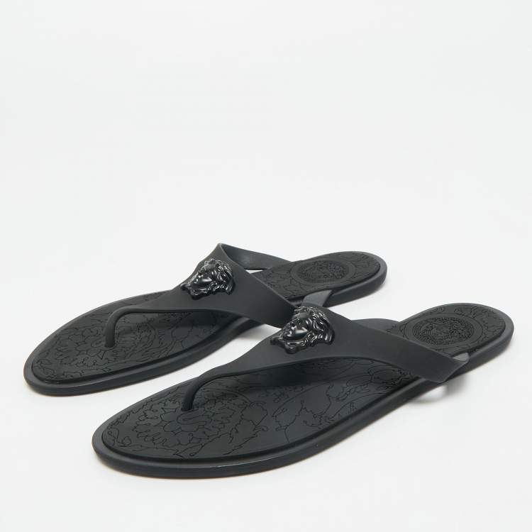 Pre Owned Versace Black Rubber Medusa Thong Flat Slide Size 38.5