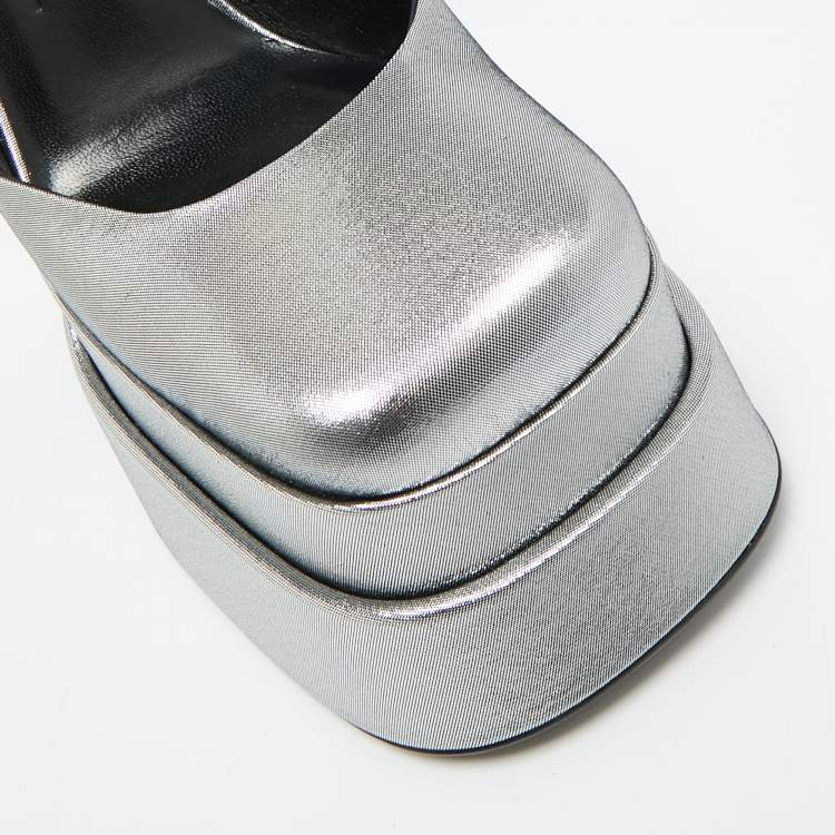 Pre Owned Versace Metallic Silver Lurex Fabric Medusa Aevitas Double Platform Pumps Size 36