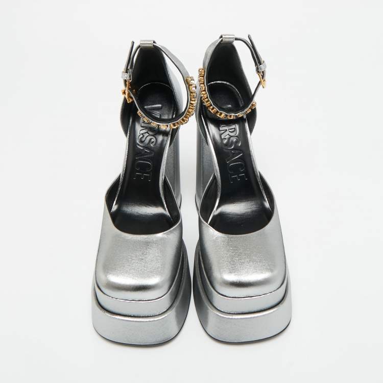 Pre Owned Versace Metallic Silver Lurex Fabric Medusa Aevitas Double Platform Pumps Size 36