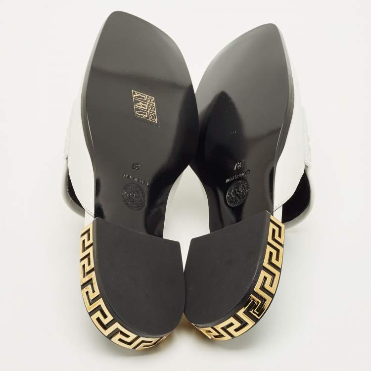 Pre Owned Versace La Medusa Size 37 White Leather Square Toe Flat Mules
