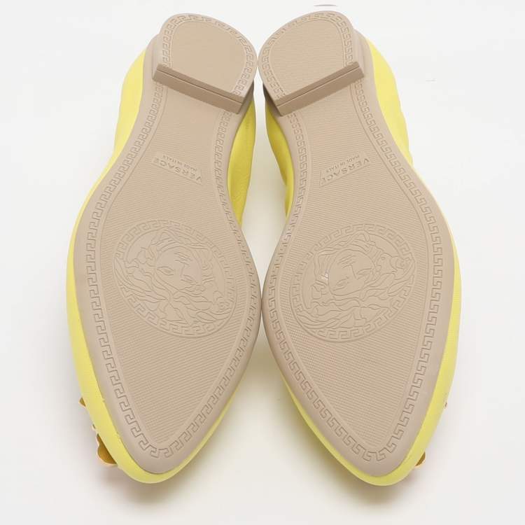 Pre Owned Versace Medusa Size 39 Yellow Leather Ballet Flats