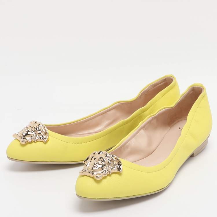 Pre Owned Versace Medusa Size 39 Yellow Leather Ballet Flats