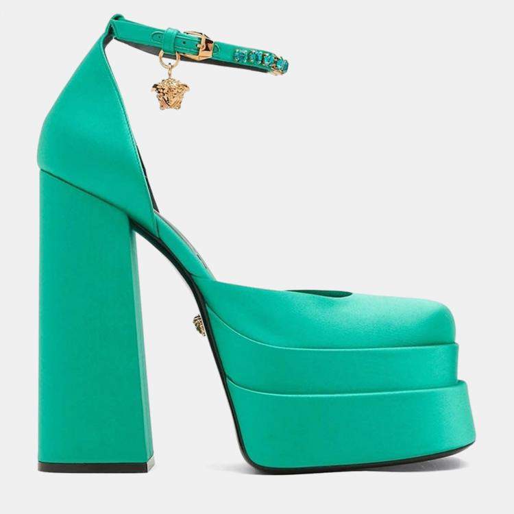 Pre Owned Versace Medusa Aevitas Green Cloth Platform Pumps 39.5