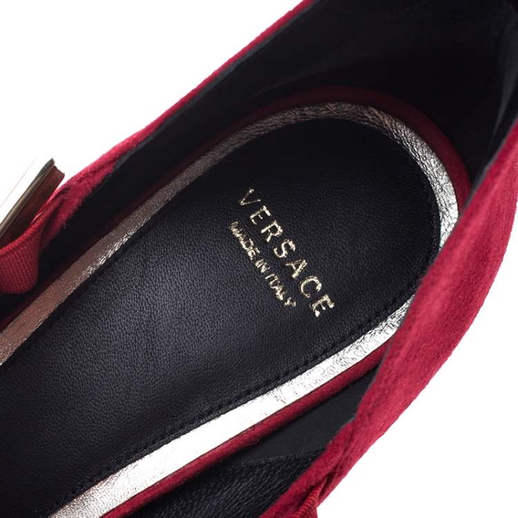 Pre Owned Versace Red Suede Medusa Strap Pointed Toe Pumps Size 40