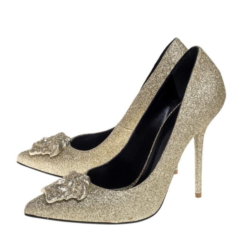 Pre Owned Versace Gold Glitter Fabric Medusa Pointed Toe Pumps Size 40