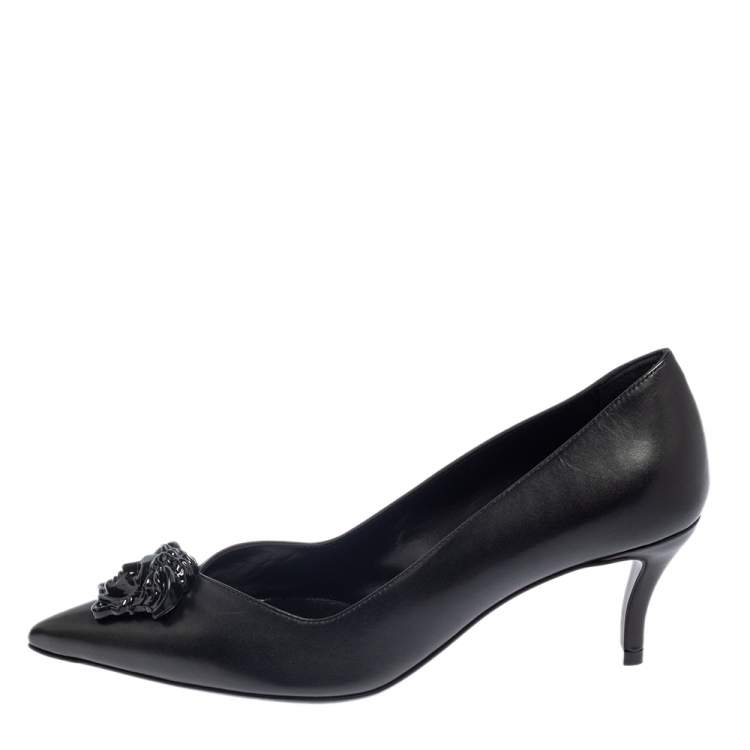 Pre Owned Versace Black Leather Medusa Pointed Toe Pumps Size 37