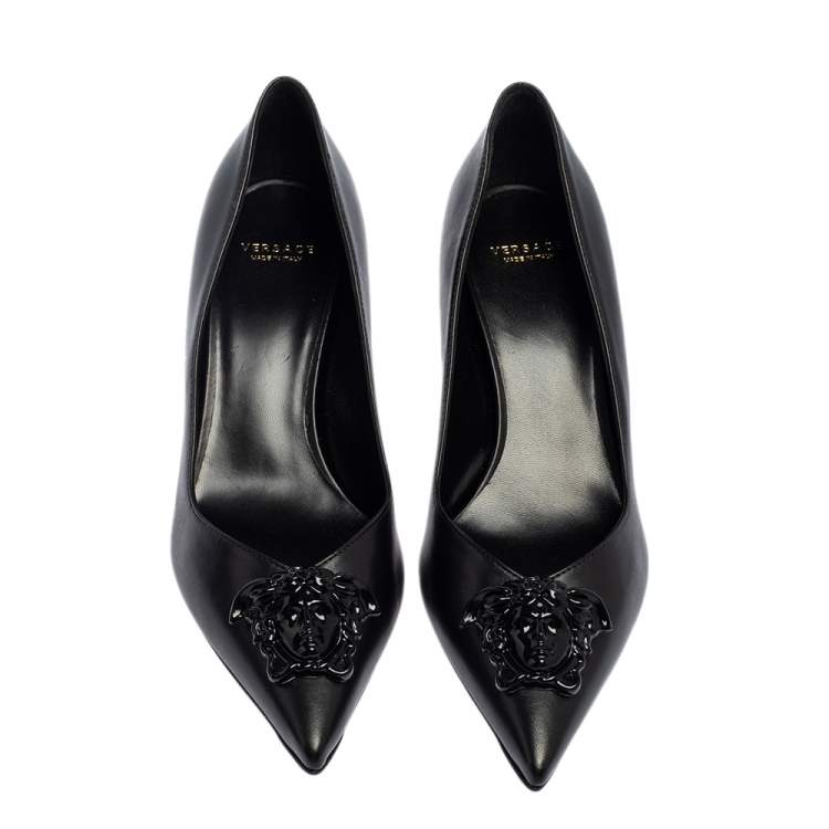 Pre Owned Versace Black Leather Medusa Pointed Toe Pumps Size 37