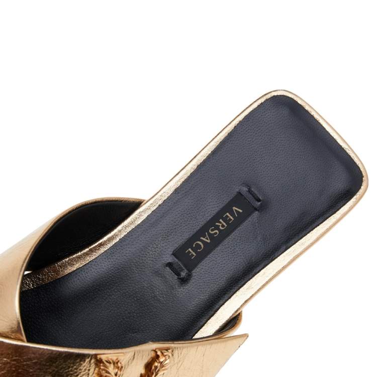Pre Owned Versace Gold Leather Crisscross Slide Sandals size 38