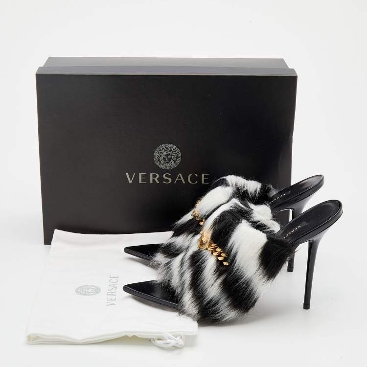 Pre Owned Versace Black/White Faux Fur Medusa Chain Slide Sandals Size 39.5