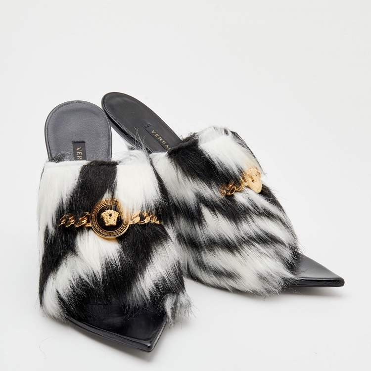 Pre Owned Versace Black/White Faux Fur Medusa Chain Slide Sandals Size 39.5