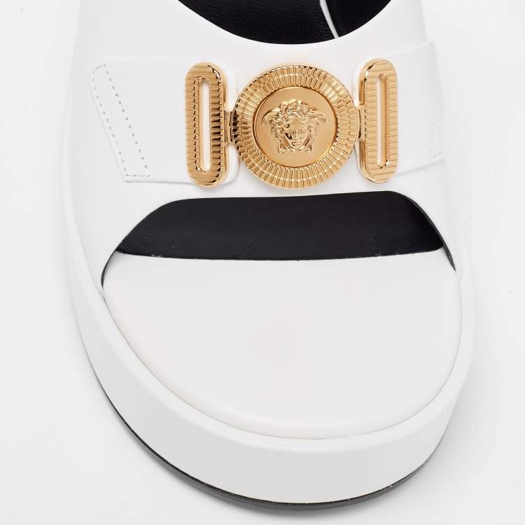 Pre Owned Versace White Leather Medusa Sandals Size 39