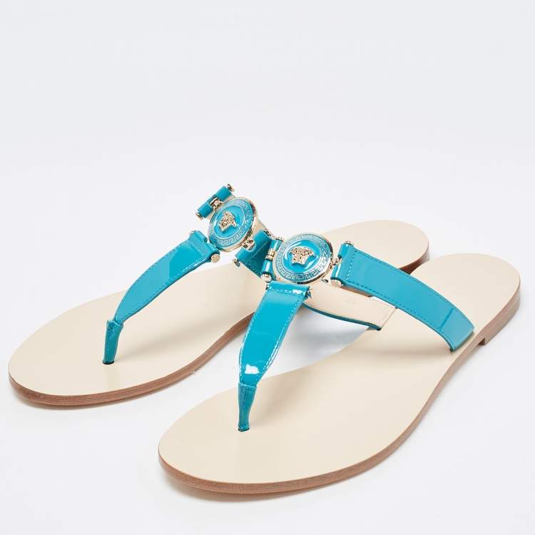 Pre Owned Versace Blue Patent Leather Medusa Thong Flats Sandals Size 38
