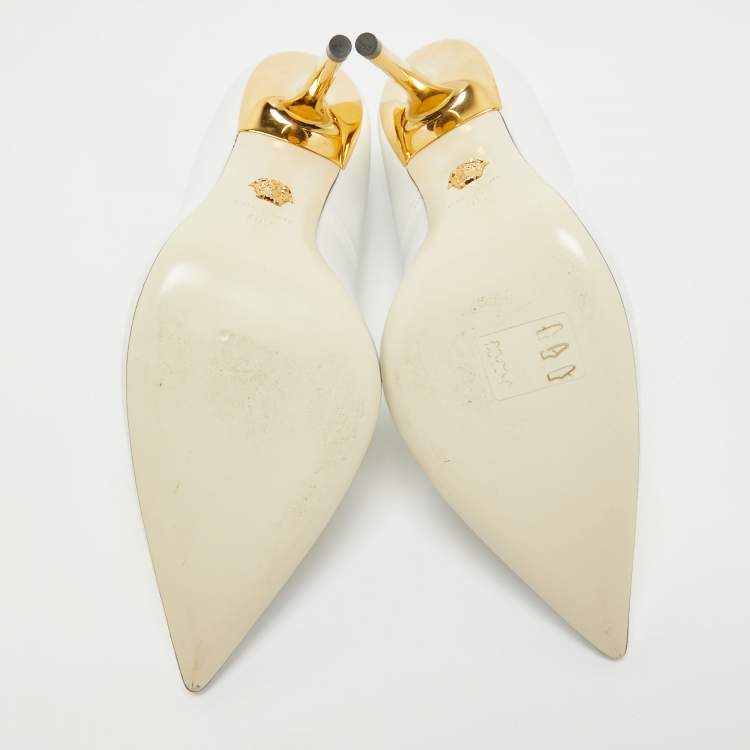 Pre Owned Versace White Leather Medusa Pointed Toe Pumps Size 40.5