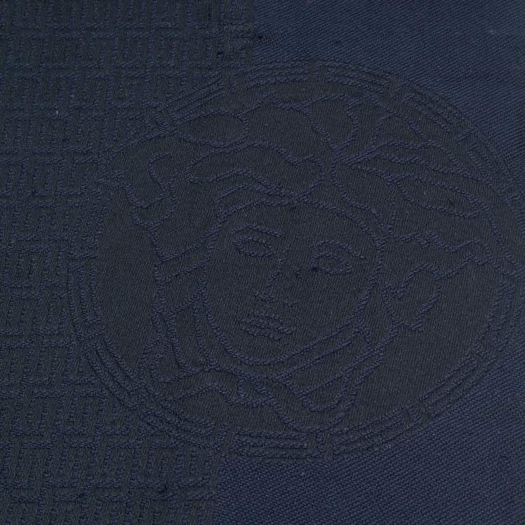 مملوكة مسبقًا شال فيرساتشي صوف جاكار شعار أزرق