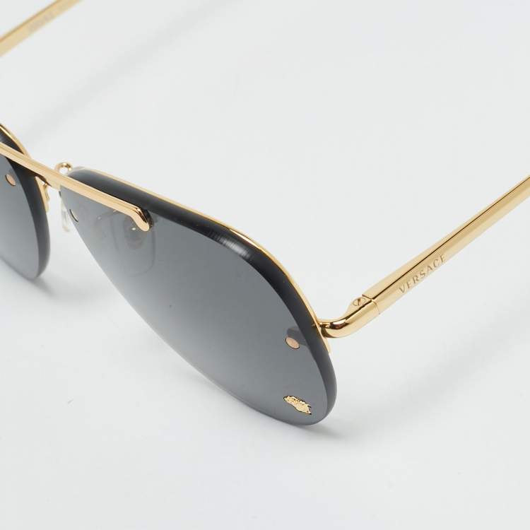 Pre Owned Versace Black/Gold Tone MOD 2231 Medusa Aviator Sunglasses