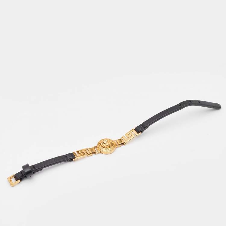 مملوكة مسبقًا Versace Medusa Leather Gold Tone Bracelet