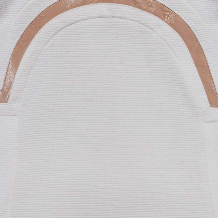 Pre Owned فستان فيرساتشي كريب أبيض كريمي بتفاصيل ظهر ميني مقاس متوسط - ميديم