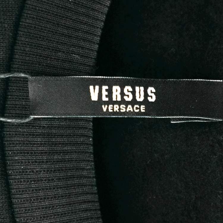 Pre Owned Versus Versace Black Cotton Knit Lion Head Embellished  Sweatshirt M