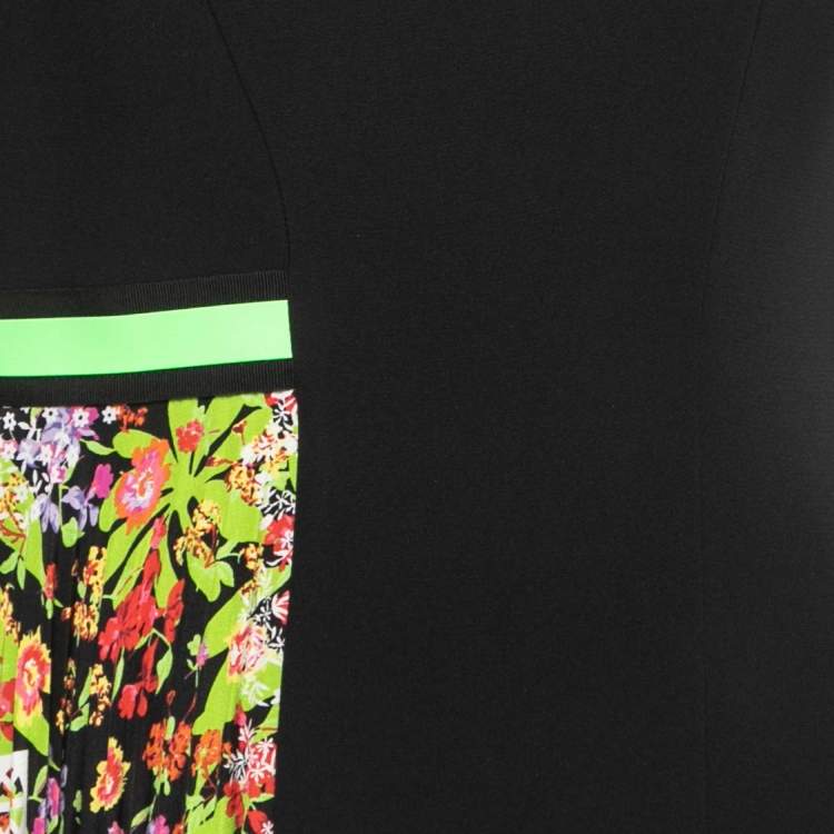 Pre Owned Versace Black/Green Printed Silk Pleat Detail Sleeveless Midi Dress M