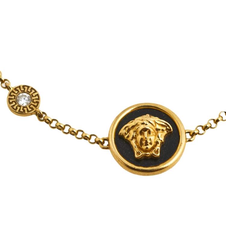Pre Owned Versace Medusa Diamond 18k Yellow Gold Soft Charm Bracelet 