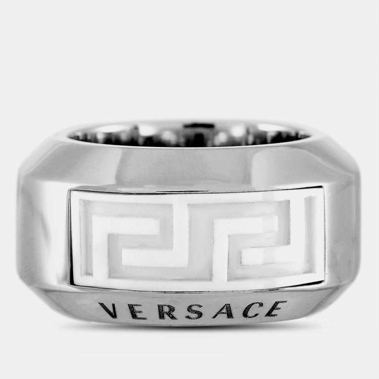 Versace rings 18k gold, Women's Fashion, Jewelry & Organizers, Rings on  Carousell