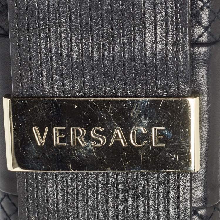 Pre Owned Versace Black Quilted Leather Medallion Chain Clutch