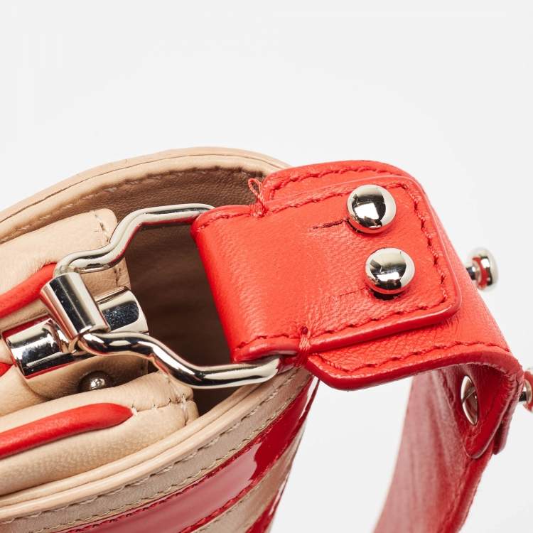 Pre Owned Versace Red/Beige Patent and Leather Graphic Flap Shoulder Bag